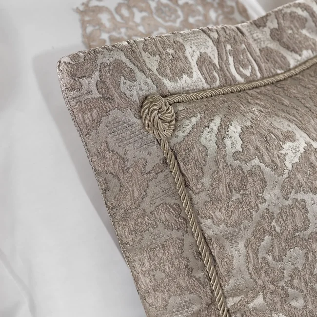 ANASTASIA 11 PARÇA TRİKOLU YATAK SETİ / GRİ - Zebra Casa (1)