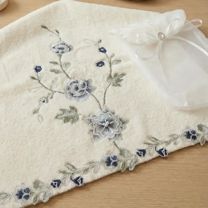 Azur Çeyizlik Keseli Havlu / Krem-Lacivert - 1