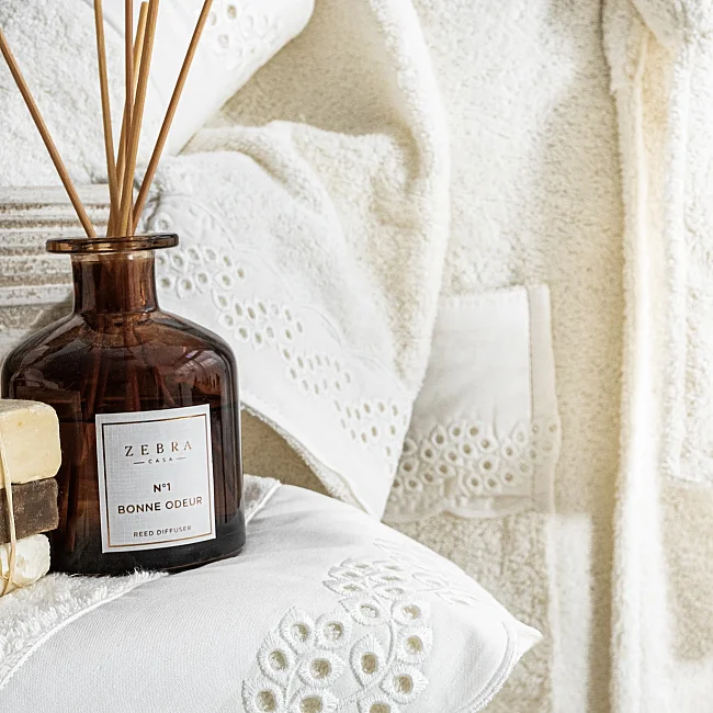 Berry 6 Parça Pamuk Brodeli Aile Bornoz Seti - 3