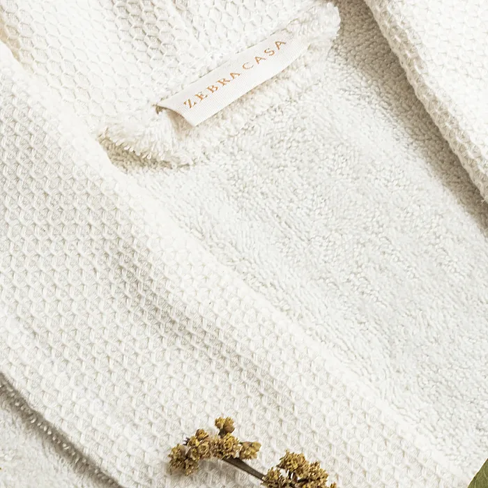 Berry 6 Parça Pamuk Brodeli Aile Bornoz Seti - 4