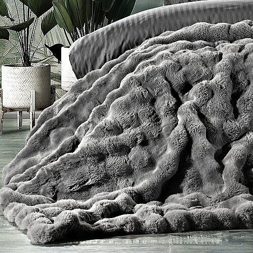 Bonny Kürk Yatak Örtüsü / Gri - 4