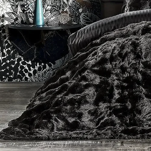 Bonny Kürk Yatak Örtüsü / Siyah - 4