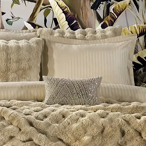 Bonny Kürk Yatak Örtüsü / Vizon - 3