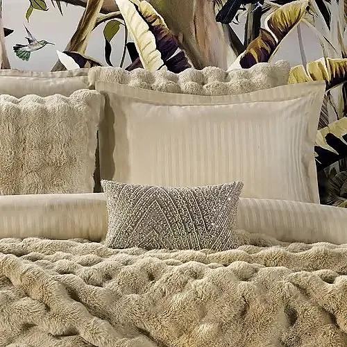 Bonny Kürk Yatak Örtüsü / Vizon - 3