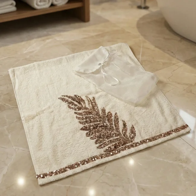 Caroline Çeyizlik Keseli Havlu 