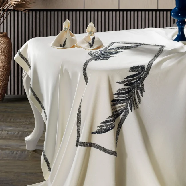 Caroline Masa Örtüsü Takımı / Lacivert - Zebra Casa