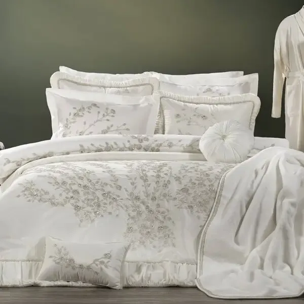 Elenor 23 Parça Premium Çeyiz Yatak Seti / Krem - Zebra Casa (1)