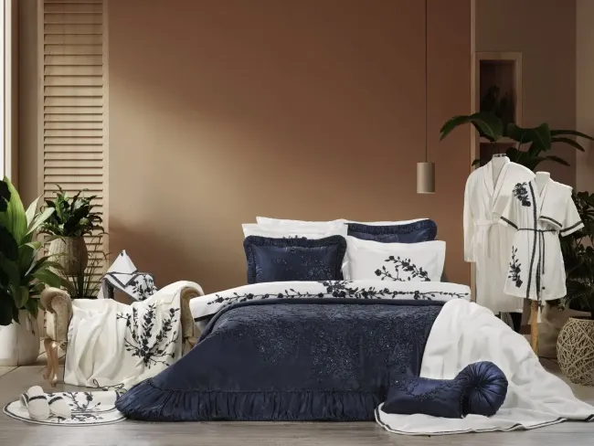 Elenor 23 Parça Premium Çeyiz Yatak Seti / Lacivert