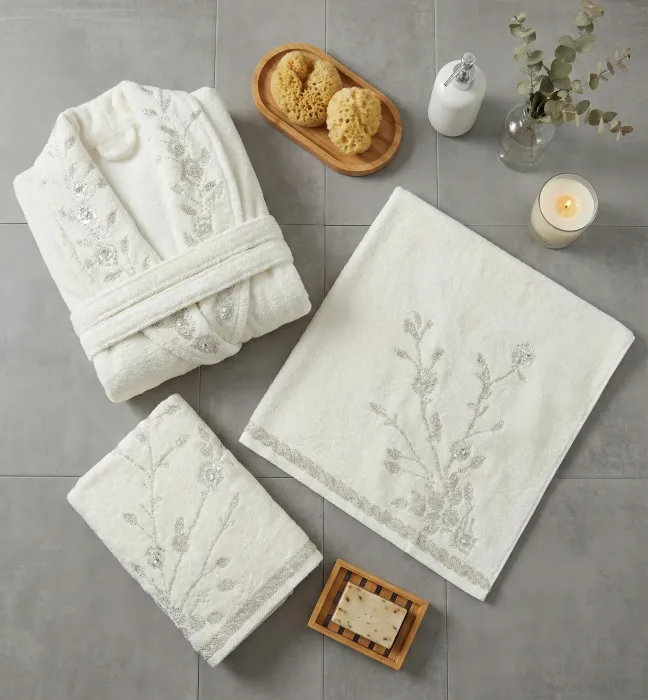 Elenor 6 Parça Bambu Aile Bornoz Seti / Krem - 1