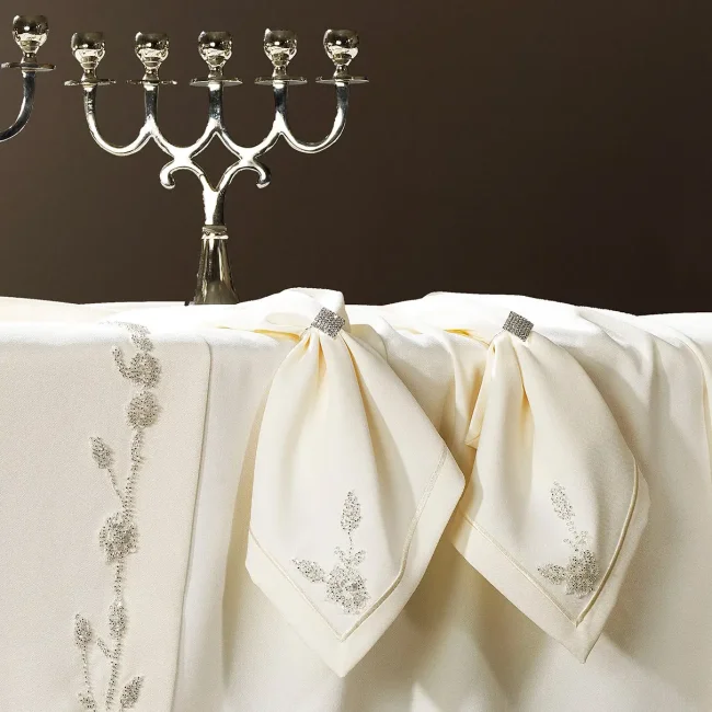 Elenor Masa Örtüsü Takımı / Krem - Zebra Casa (1)