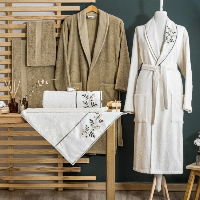 Flame 6 Parça Pamuk Nakışlı Aile Bornoz Seti - 2