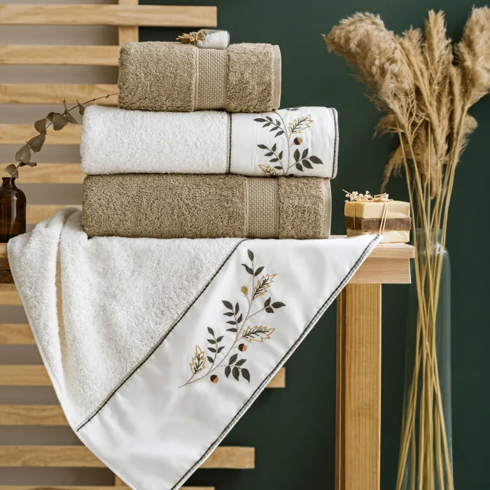 Flame 6 Parça Pamuk Nakışlı Aile Bornoz Seti - 5