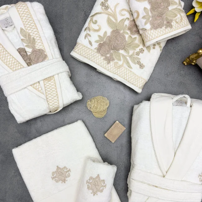 Flora Bambu Dantelli Aile Bornoz Seti / Krem  