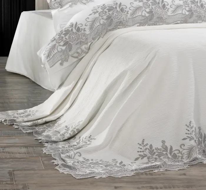 Flora Gri Çift Kişilik Pike Seti  - 3