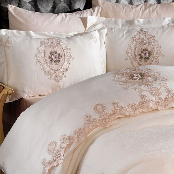 Floransa 7 Pcs. Blanket Set - 3