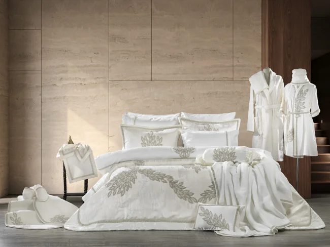 Karen 24 Parça Premium Çeyiz Yatak Seti / Krem - Zebra Casa