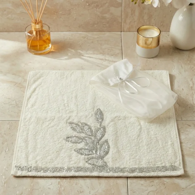 Karen Çeyizlik Keseli Havlu - 1