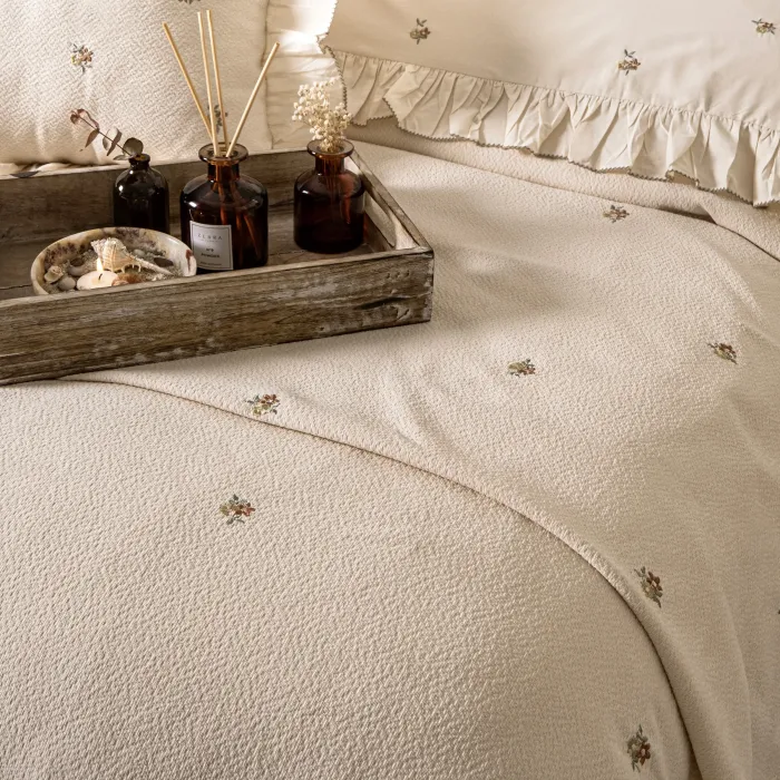 Lottie Nakışlı Pike Takımı / Cappuccino - 4