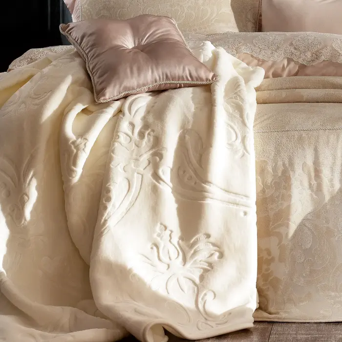 Lucy Cream 11 Pcs Wedding Set - 3