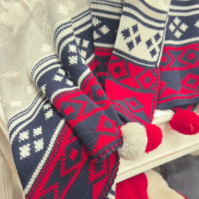 Snow Set Triko Şal & 45x45 Kırlent / Kırmızı - Lacivert - 1